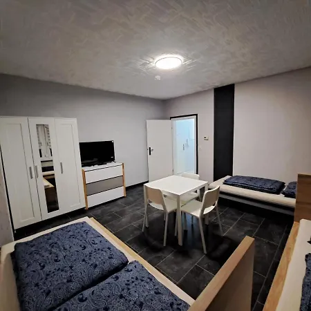 Mit Tageslichtbad In Ländlicher Lage Nahe Halle