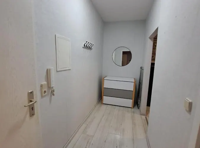 Mit Tageslichtbad In Laendlicher Lage Nahe Halle